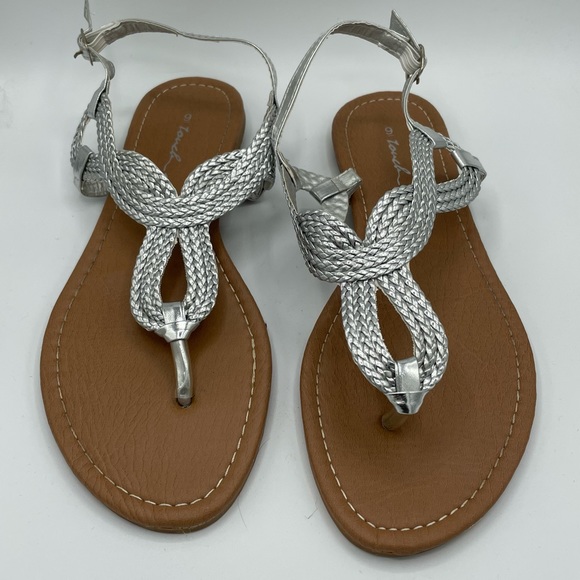 Silver Braided Size 9 Rope Style Design Sandals - Picture 4 of 7